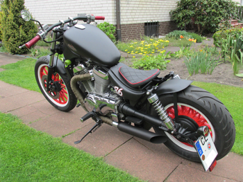 suzuki intruder 700 bobber